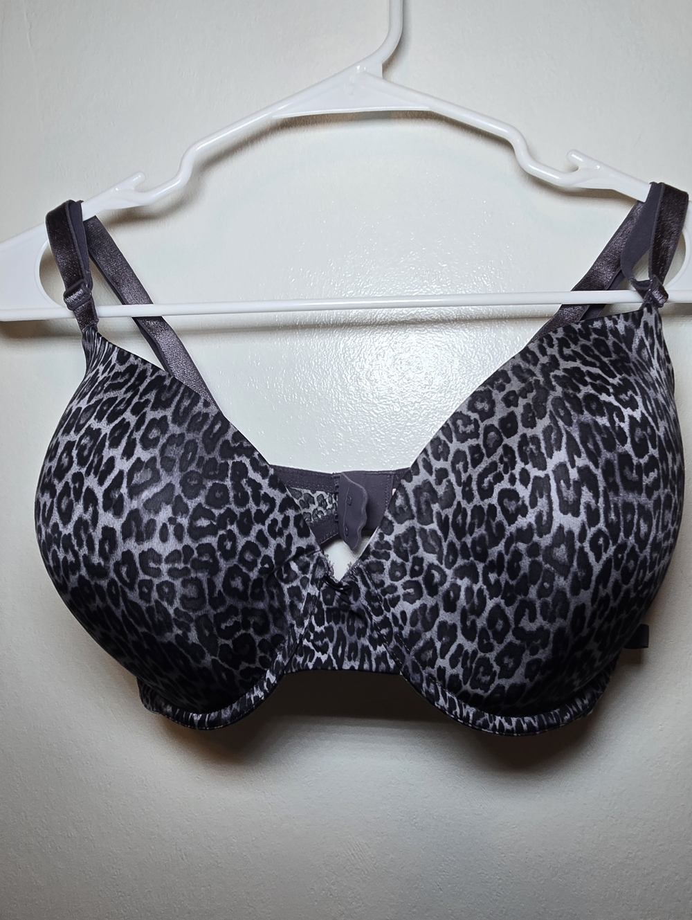 Victorias Secret 34G Lined Demi Bra Gray Leopard Print